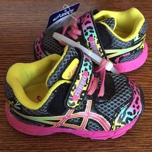 Brand New Toddler Tennis shoes